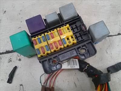 DAEWOO KALOS Biztosítéktábla BCM BSI BSM SAM GEM modul 