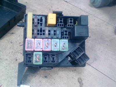 HYUNDAI H1 Biztosítéktábla BCM BSI BSM SAM GEM modul 