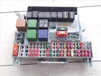 OPEL VECTRA B 96-99 Biztosítéktábla BCM BSI BSM SAM GEM modul 