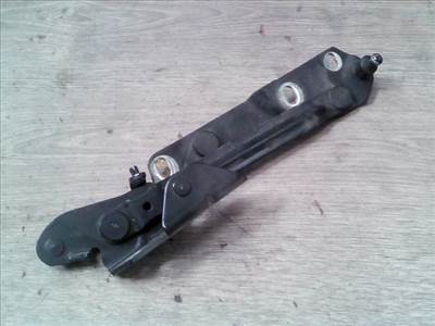 SEAT Toledo 1999.04.01-2004.09.30 Csomagtérajtó bal ajtózsanér