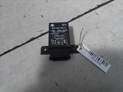 SKODA FELICIA 97- Központizár vezérlő elektronika