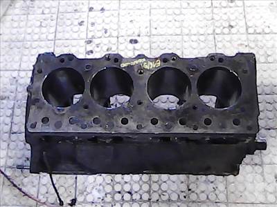 SSANGYONG KORANDO 88-96 MOTORBLOKK 2,2D VEZÉRMŰTENGELLYEL