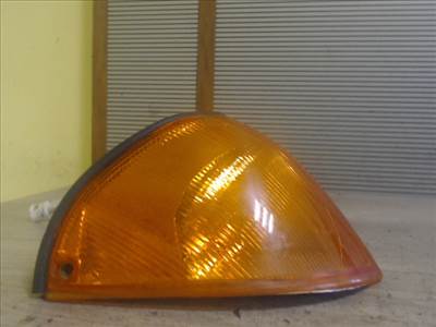 SUZUKI SWIFT 96-05 Jobb első irányjelző