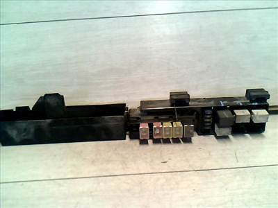 SUZUKI WagonR+ Biztosítéktábla BCM BSI BSM SAM GEM modul Motortér