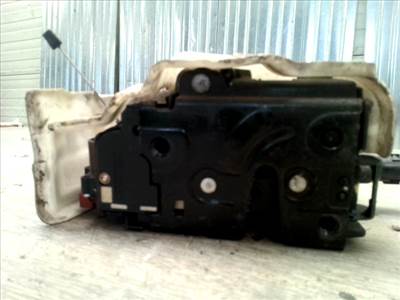 VOLKSWAGEN JETTA V 05-10 Jobb első ajtó zárszerkezet központizáras