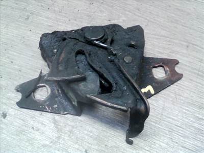 VOLKSWAGEN POLO II. 91-94 Motorháztető zár