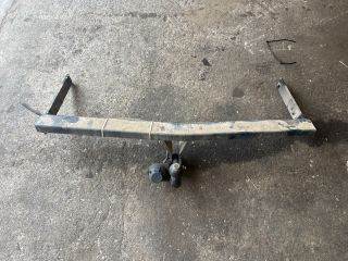 VW GOLF V (1K1) Vonóhorog