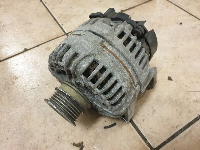 Opel Astra H 1.6 Generátor Z16xep Z16xe1 ZJ 55556067 1. kép