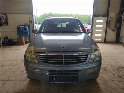 SsangYong Rexton - Bontódik, minden alkatrésze eladó! (D27DT , Zöld/NS)