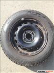  Opel Corsa 4x100 lyukosztású 13" újszerű gyári lemezfelni, rajta 155/80 újszerű Kingstar téli gumi