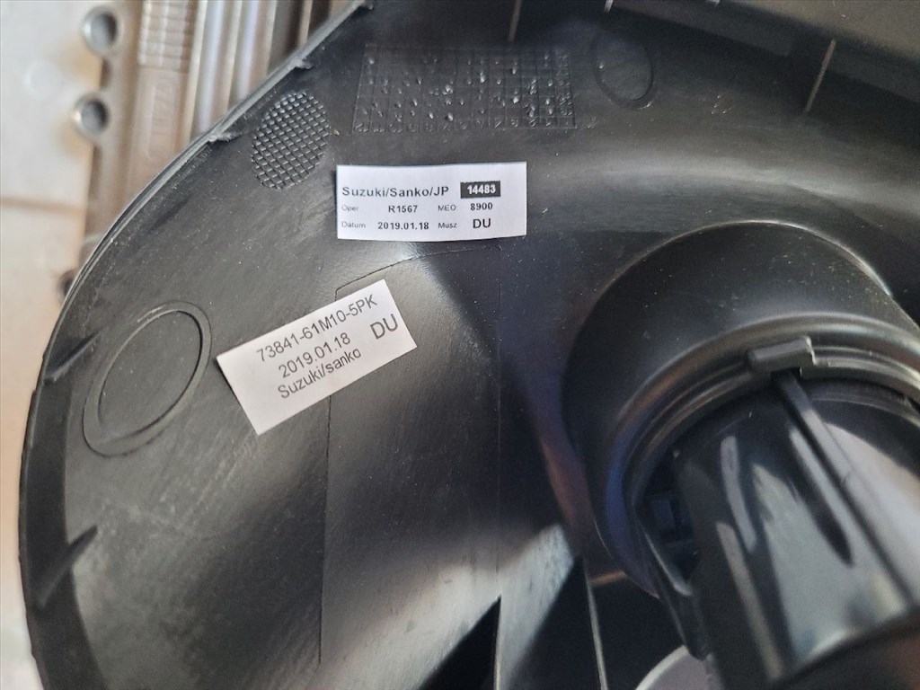 SUZUKI SX4 S-Cross II Biztosítéktábla Utastér 3391060R00 aa1a4881 5. kép