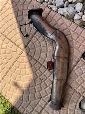 BMW E60/61 kipufogó cső  18307789895