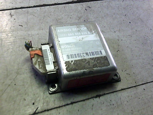 AUDI A4 94-98 Légzsák indító elektronika 1. kép