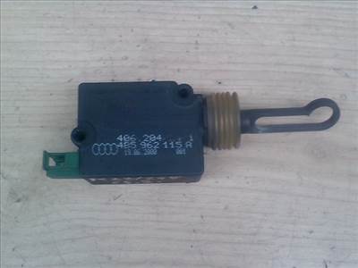 AUDI A6 97-04 Csomagtérajtó központi zár motor