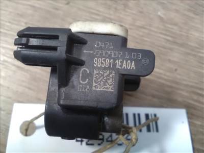 INFINITI G37 Cabrio Ütközés érzékelő