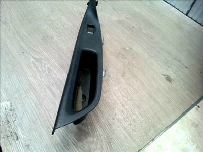 MAZDA 6 02-05 Jobb első ablakemelő kapcsoló