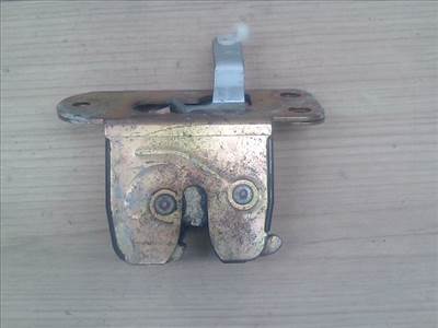 MITSUBISHI COLT 98-03 Csomagtér ajtó zárszerkezet