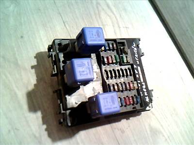 NISSAN ALMERA 96-98 Biztosítéktábla BCM BSI BSM SAM GEM modul Utastér