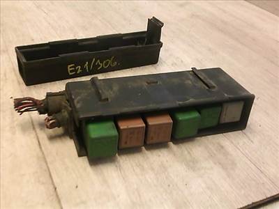 OPEL VECTRA B 96-99 Biztosítéktábla BCM BSI BSM SAM GEM modul 