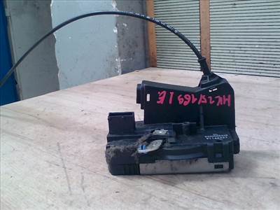 OPEL VIVARO 01-06 Jobb első ajtó zárszerkezet központizáras