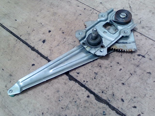 SUZUKI SWIFT 05-10 Bal hátsó ablakemelő szerkezet mechanikus 1. kép