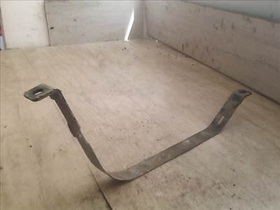 SUZUKI SWIFT 05-10 Üzemanyagtank tartó pánt
