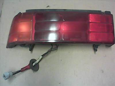 SUZUKI SWIFT 89-96 Bal hátsó lámpa