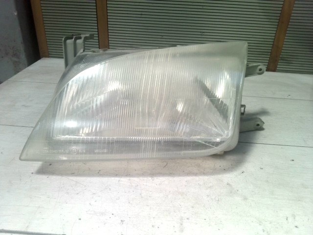 SUZUKI SWIFT 96-05 Bal fényszóró  1. kép