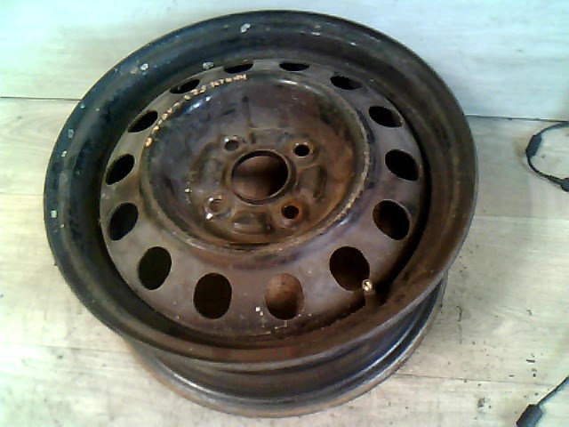 SUZUKI WagonR+ Acélfelni 1. kép