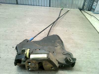 TOYOTA AVENSIS 03-07 Bal első ajtó zárszerkezet központi záras