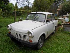 TRABANT 1,1 JOBB ELSŐ AJTÓÜVEG   