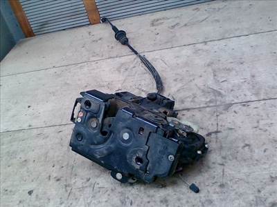 VOLKSWAGEN GOLF IV. Jobb hátsó ajtó zárszerkezet központi záras