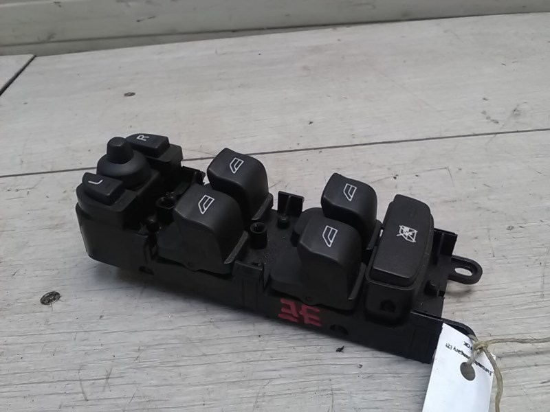 LANDROVER FREELANDER 2006-2014 Jobb első ablakemelő kapcsoló 1. kép