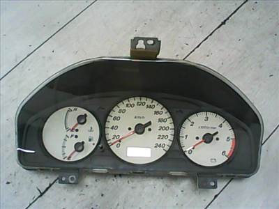 MAZDA 626 00.08-02.12 Kilométeróra