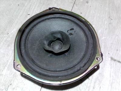 MAZDA PREMACY 99.01-05.10 Bal hátsó hangszóró