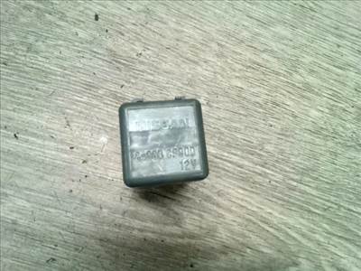 NISSAN PRIMERA P12 2001-2007 Relé