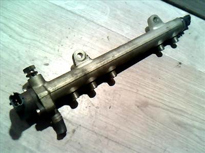 OPEL CORSA C 00-06 Közösnyomócső Common Rail cső