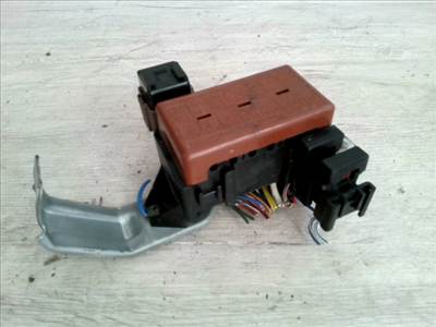 SUZUKI SWIFT 89-96 Biztosítéktábla BCM BSI BSM SAM GEM modul Utastér