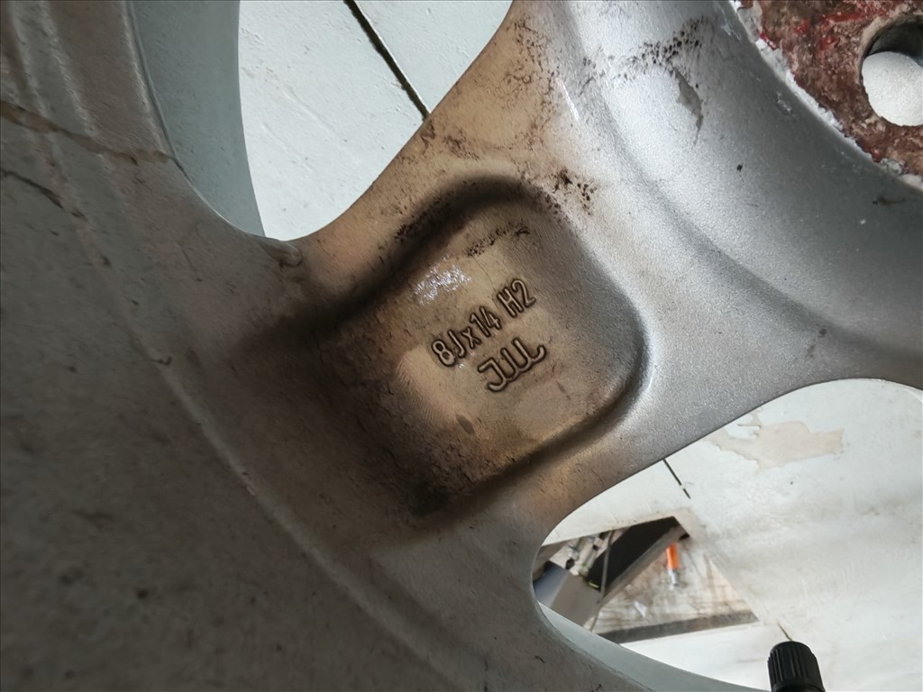 14" 4x100 4x108 kétszéles retro alufelni szett! 6. kép