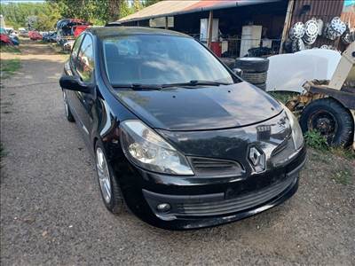 Renault Clio III 1.5 DCI bontott alkatrészei