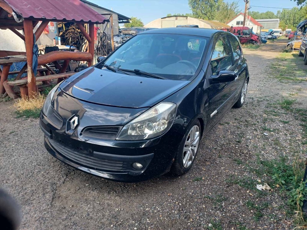 Renault Clio III 1.5 DCI bontott alkatrészei 2. kép