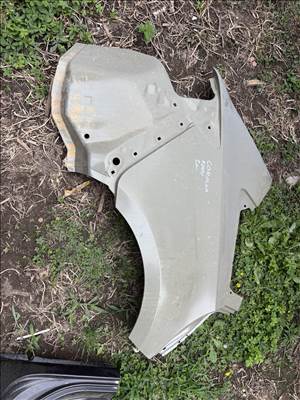 Toyota Corolla KOMBI (E210) Jobb hátsó sárvédő 