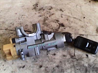 MAZDA 121 90.12.01-96.02.28 Gyújtáskapcsoló házzal