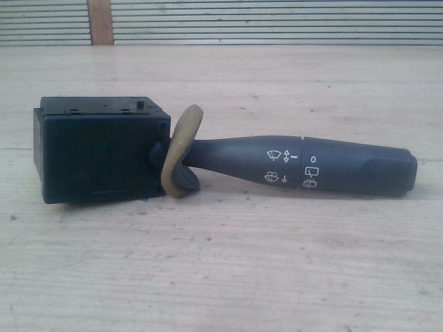 PEUGEOT 206 Kormánykapcsoló jobb ablaktörlő 1. kép