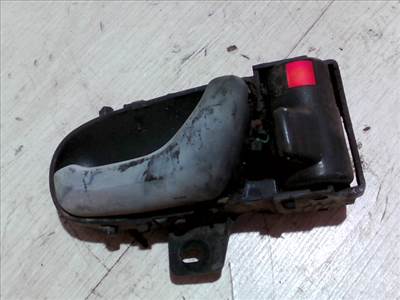 SUZUKI SWIFT 89-96 Jobb első belső kilincs