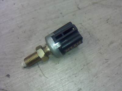 TOYOTA COROLLA 97.05-99.09 Féklámpa pedál kapcsoló