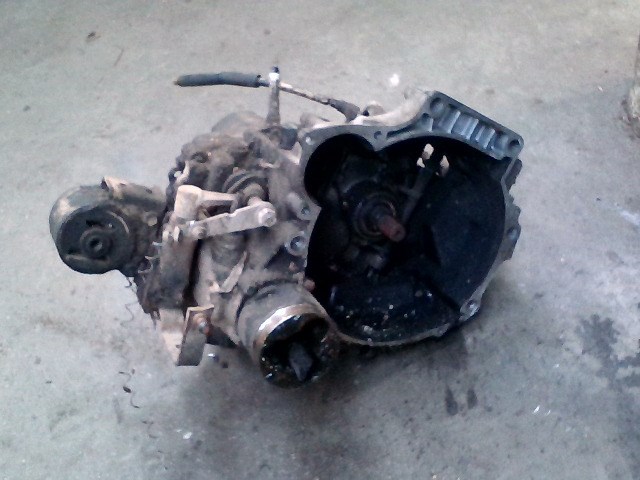 TRABANT 1,1 Sebességváltó. benzines manuális 1. kép