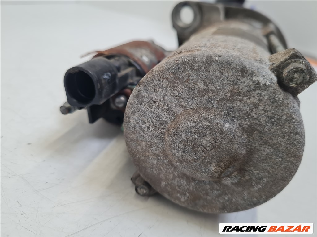 Volkswagen Golf VI 2.0 CR KXZ önindító (22761) 02m911024p 4. kép