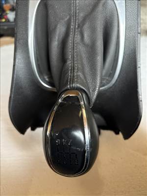 opel meriva b 2010-2017 váltókar váltókulissza    6 sebességes