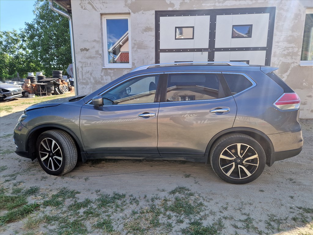 Nissan X-Trail (T32) 1.6 dci R9ME414 4WD bontott alkatrészek, bontás, bontott jármű 8. kép